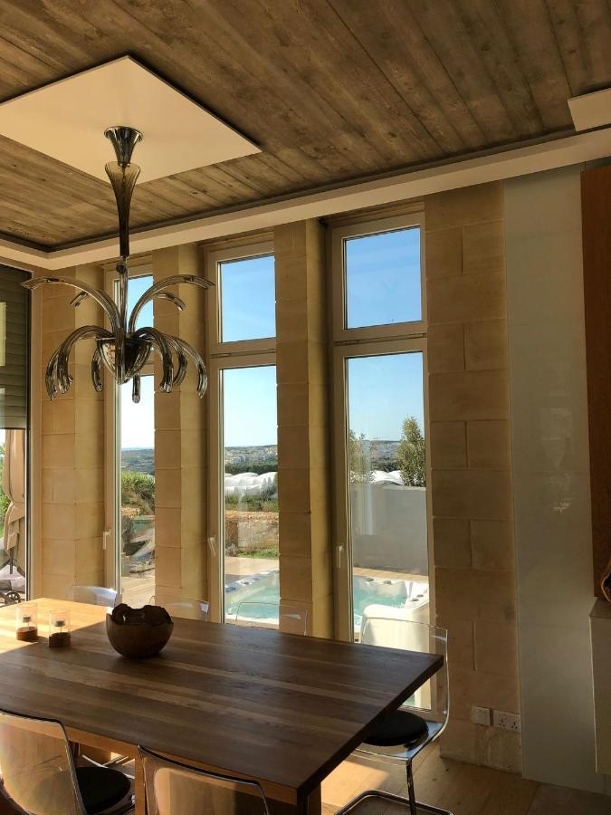 Sunset Oasis Villa L-Imgarr Exterior photo